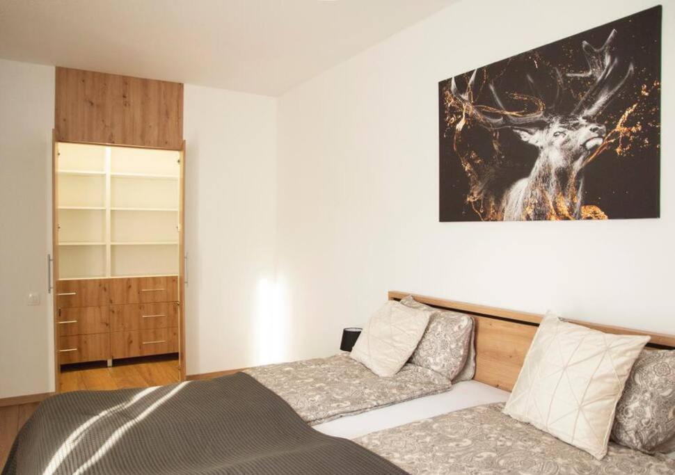 5 Dream Apartment 5 Cu Parcare Privata Oradea Ngoại thất bức ảnh